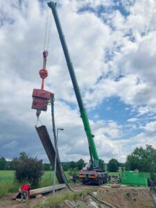 FINAROS FVD250 DuK_CT sheet pile pulling (54) s Vibrationen beim Ziehen von Spundwand mit FINAROS FVD 250 Vibrationsdaempfer