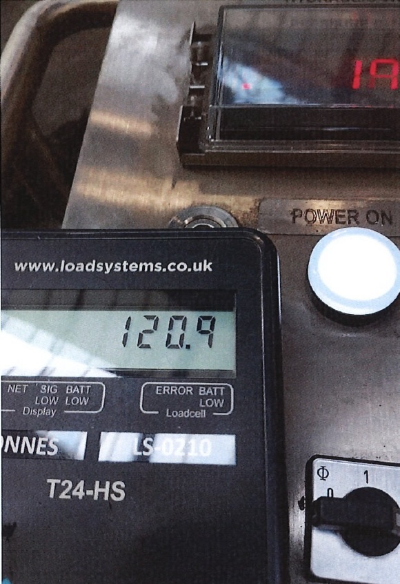 VSD 1200, 120t Maximus dampener for effective crane protection - load test